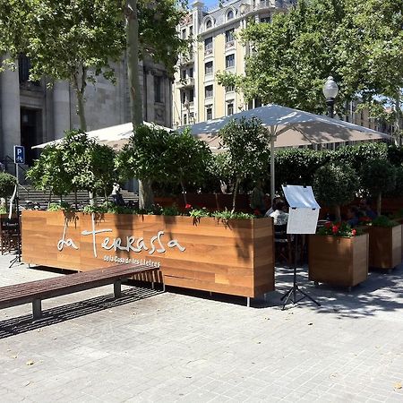 Apartamentos La Casa De Les Lletres バルセロナ エクステリア 写真