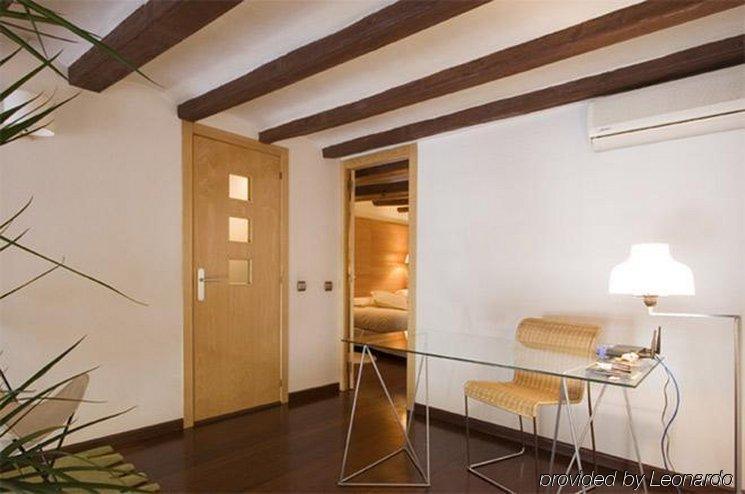 Apartamentos La Casa De Les Lletres バルセロナ 部屋 写真