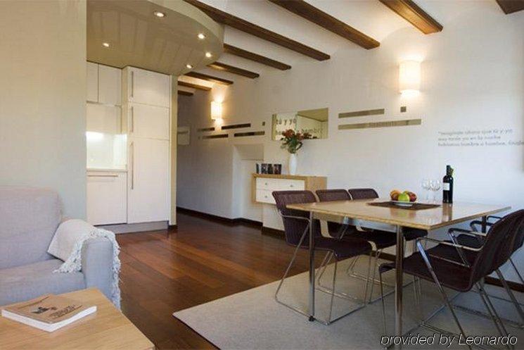 Apartamentos La Casa De Les Lletres バルセロナ 部屋 写真