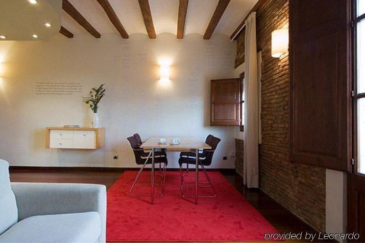 Apartamentos La Casa De Les Lletres バルセロナ 部屋 写真