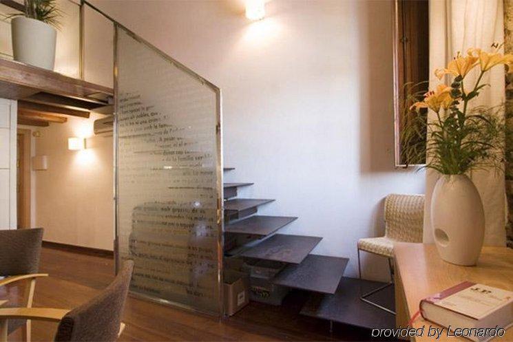 Apartamentos La Casa De Les Lletres バルセロナ インテリア 写真